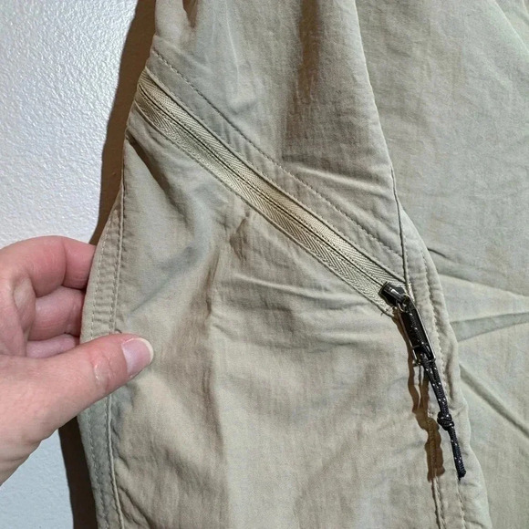 Patagonia Men’s hiking shorts - Picture 5 of 6